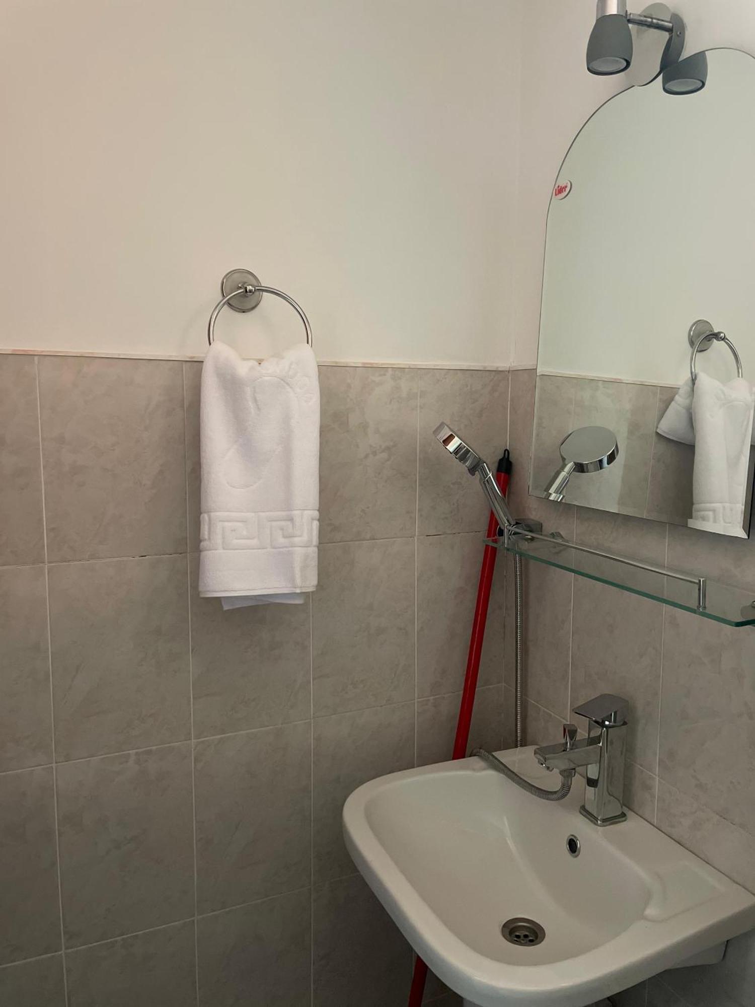 Casa Melania Villa Ieşelniţa Bagian luar foto