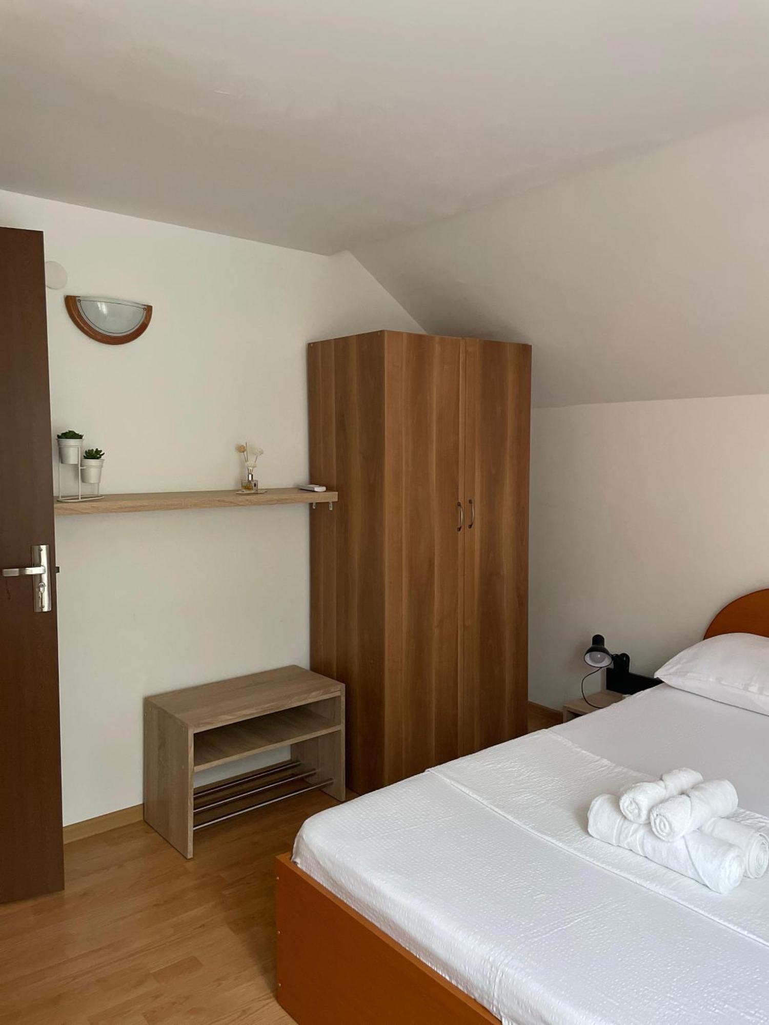 Casa Melania Villa Ieşelniţa Bagian luar foto